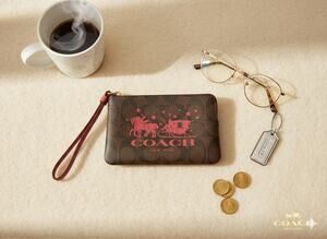 Coach Corner Zip Wristlet in Signature Canvas - Horse and Sleigh - AUTHENTIC